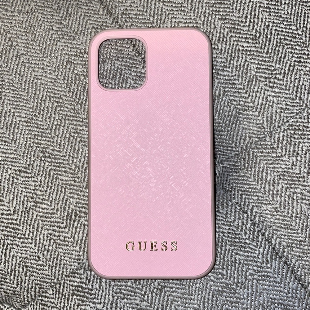iPhone 12 Guess Case